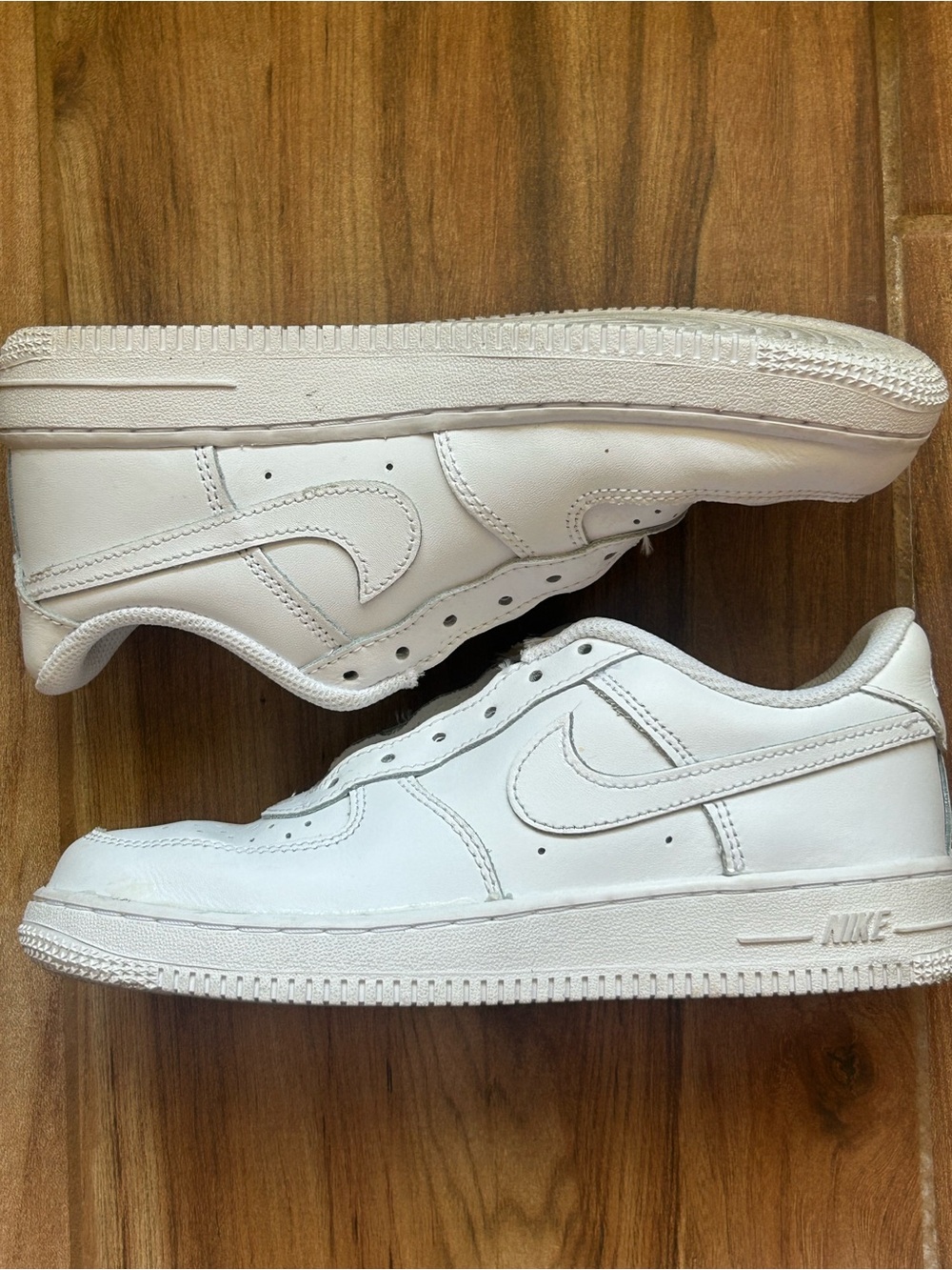 Nike Air Force 1 Low Triple White Sneakers Youth 3Y DH2925-111